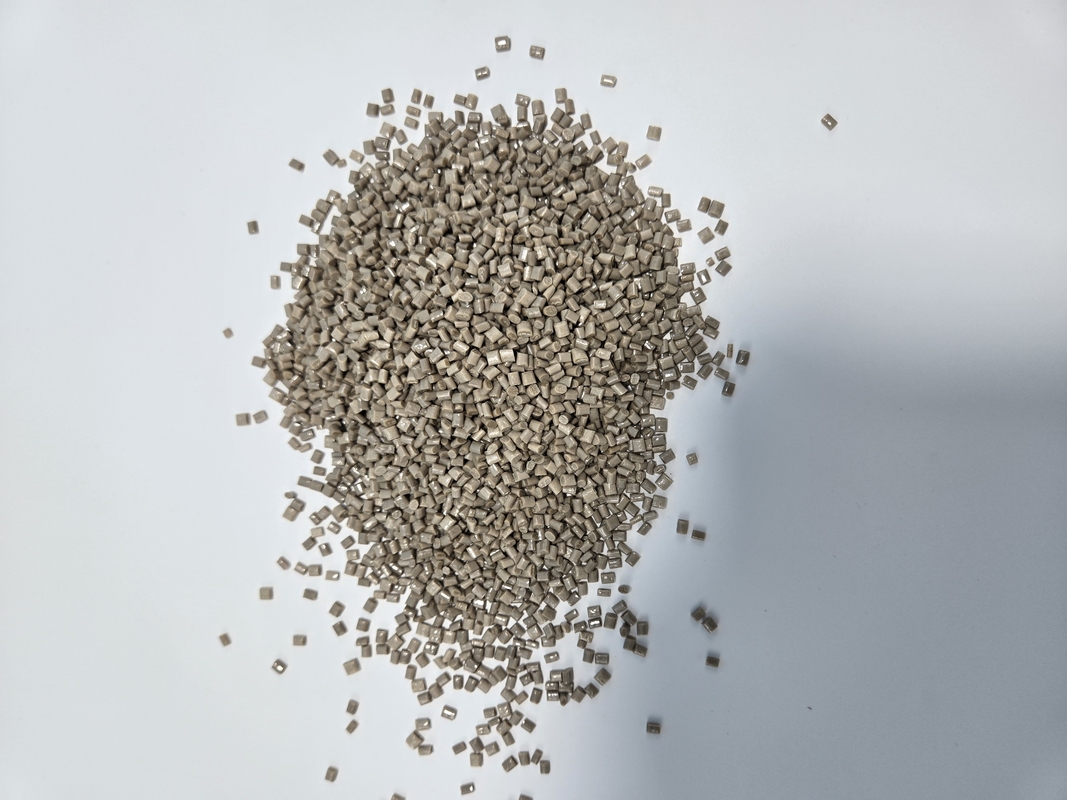 Rade PEEK Pellets FDA certifié couleur naturelle pour les pièces de transformation alimentaire
